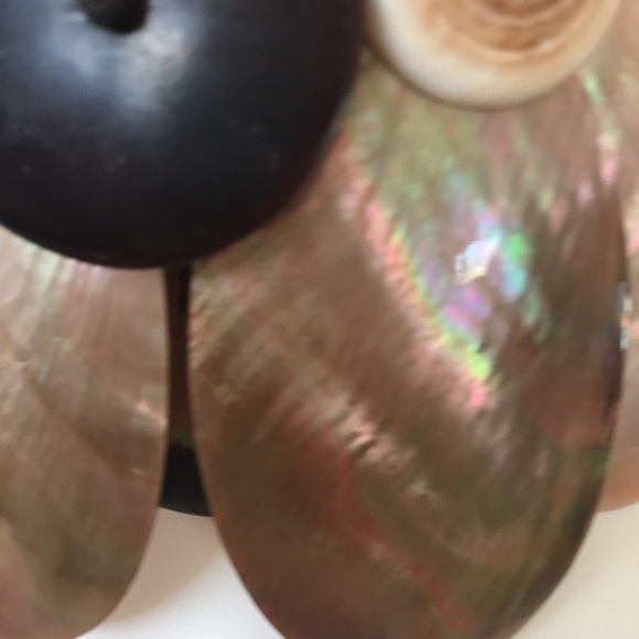 Beautiful handmade seashells necklace - Picture 13 of 15